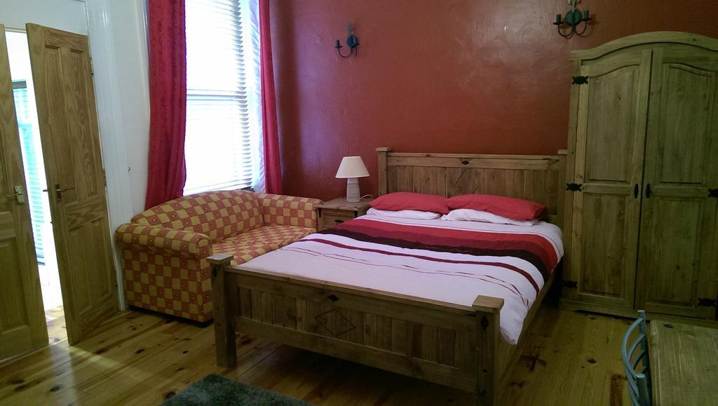 Clarmont Guest House Portrush Ngoại thất bức ảnh